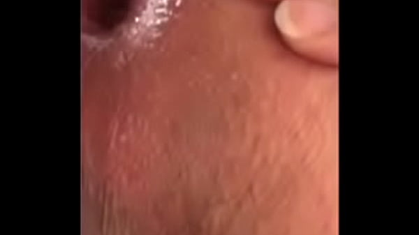 Play MP4 - Lecha brota de mi cola despues de ser penetrado