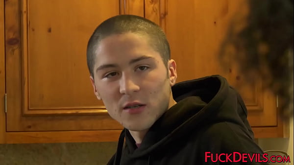 Play MP4 - FuckDevils&period;com - Seductive black girl blows a big dick before getting fucked by a horny white guy