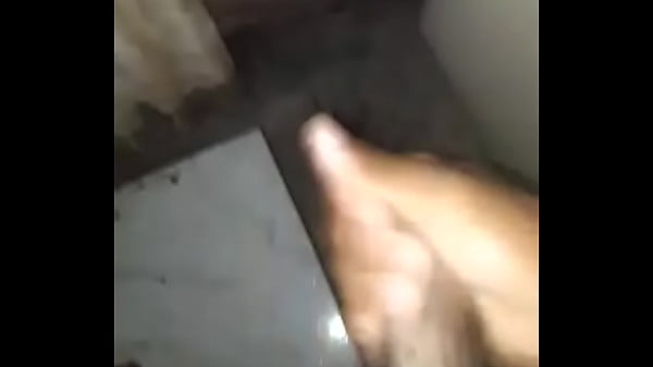 Novinho s&oacute;cando uma Pensando em min 