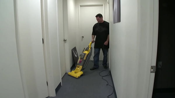 Nonton Jasmine Jolie Gets Caught Red - Handed thumbnail