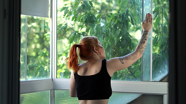 Nonton Hottie In Fishnets Gets A Hard Doggy Pounding thumbnail