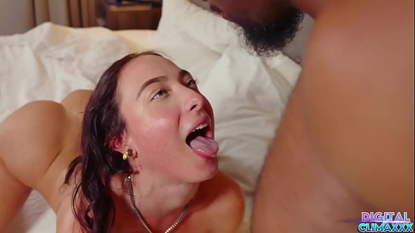 Cute COLLEGE GIRL Got Intense Orgasm &amp_ Hard Fuck In A Tight Pussy by BBC