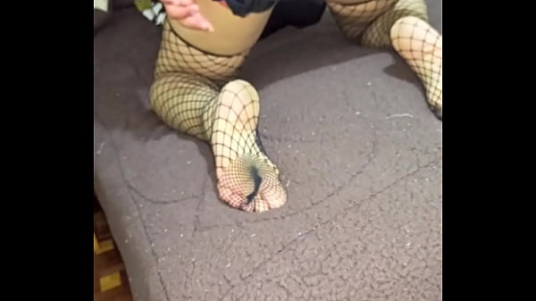 Mi culo est&aacute; muy estrecho papi