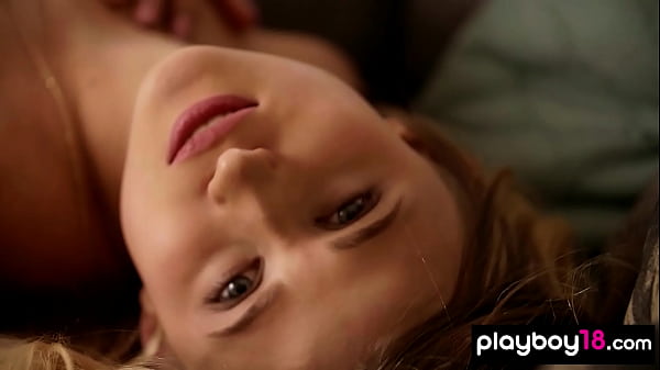 Glamorous_Ukrainian teen blondie Lisa dawnready to start_her seduction