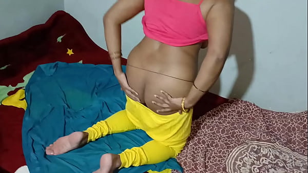 Play MP4 - Stepmom fucked hard in her big ass Indian Cute Desi nude A man fucked a desi housewife infront of her husband