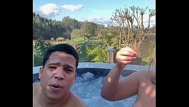 Nonton Outdoor Sex With A Hot Blonde Milf In A Hot Tub - Jacuzzi thumbnail