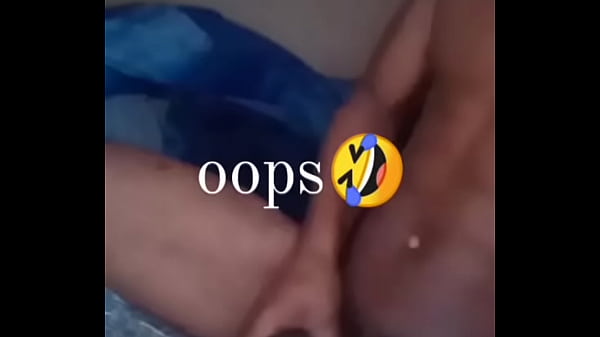 Nonton Bored thumbnail