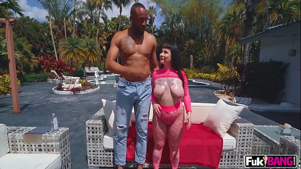 Olivia Vee Her Pocketsize Creampie