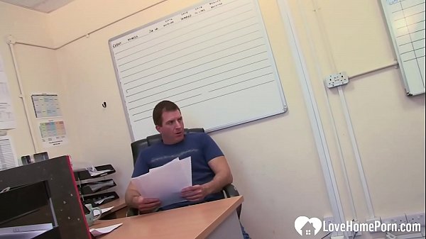 Play MP4 - works for a grade with her body