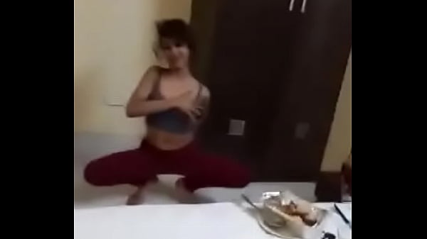 Nonton इण्डिया thumbnail