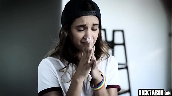 Horny brunette_stepsis sucks a stepbrothers big cock