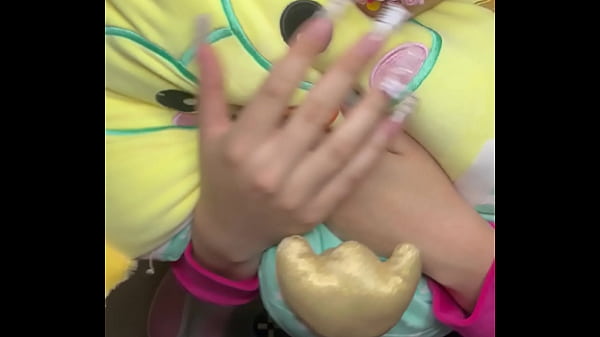 Play MP4 - Hot School Girl Ready To Make A Older Daddy Cum