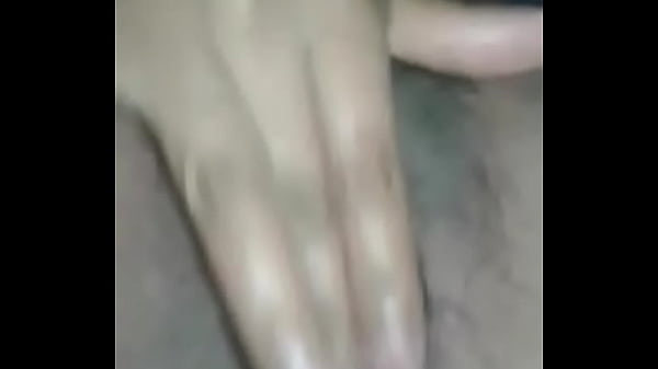 Se_masturba y me manda video mojadita