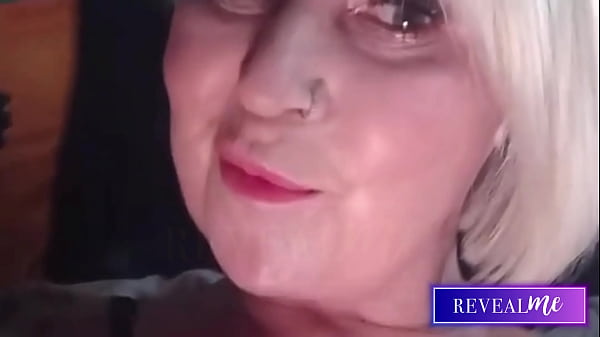 RevealMe HORNY_MILF SHOWS WET HAIRY PUSSY IN INTENSE VIBRATOR CUM SHOW