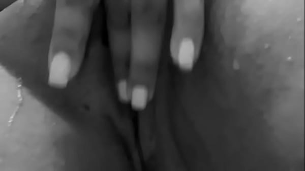 Nonton Amirah Anastasia - Amateur Mature Milf Masturbating While Showering. thumbnail
