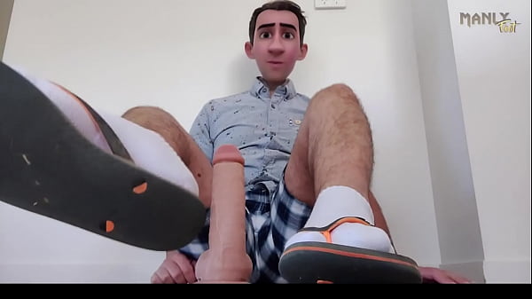 Play MP4 - STEP GAY DAD - DAGGY FOOTWARE - The episode that will have you wishing your cock was between step dads flip flops and socked soles&period;