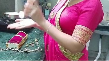 Nai naveli bahu ki geeli choot ka pani 