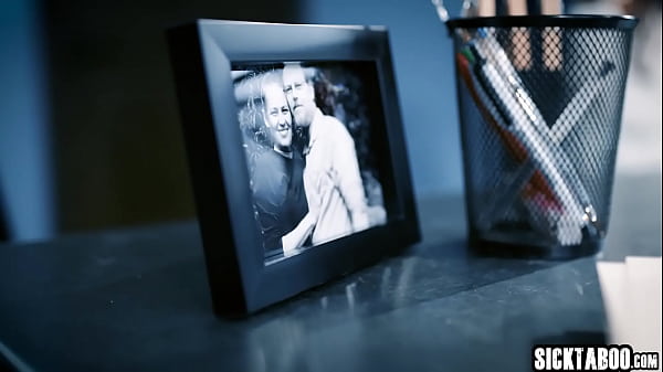 Hot big ass Latina Alina Lopez cheats_and got fucked so hard by an_older man