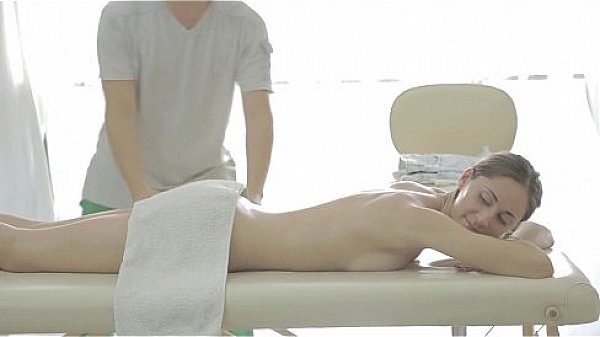 Hot anal sex massage for a filthy brunette scene 2