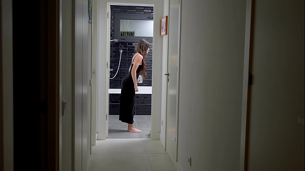 Nonton 18 Year Old Girl Is Subdued In The Bathroom - Rossa Vax thumbnail