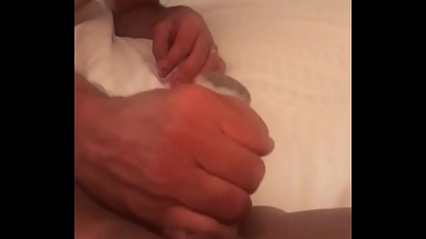 Play MP4 - Becky Gets Toyed