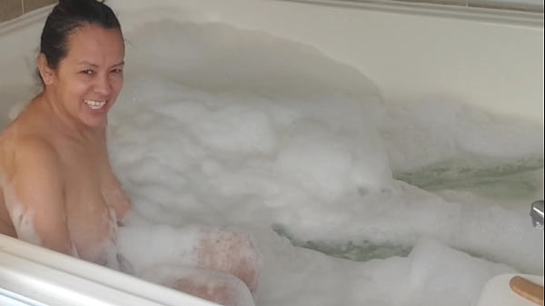 CUM IN MY_JACUZZI_WITH AGARABAS AND OLPR PREVIEW