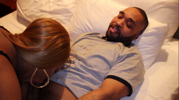 Play MP4 - NeeseHoneyDip vs Redzilla