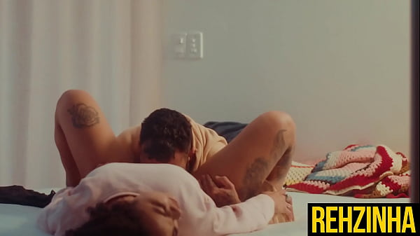 Nonton Bbw Sharing Bed With Boss Ends With Huge Cumshot - Rehzinha thumbnail