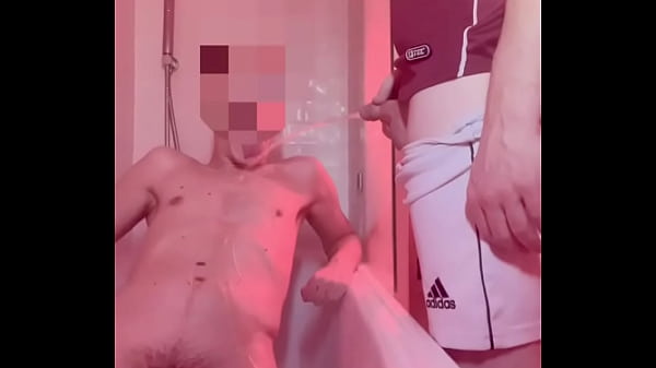 Amateur boy lost a bet, gets naked in the bathtub and is pissed on by his flatmate (body and mouth) - And he can'_t hide that he likes it as his uncut cock gets hard in 1 min :)