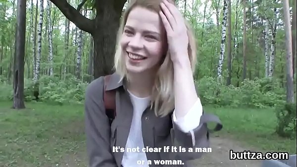 Sultry stunner stretches her butt surmising asslicking and anal hole poking 