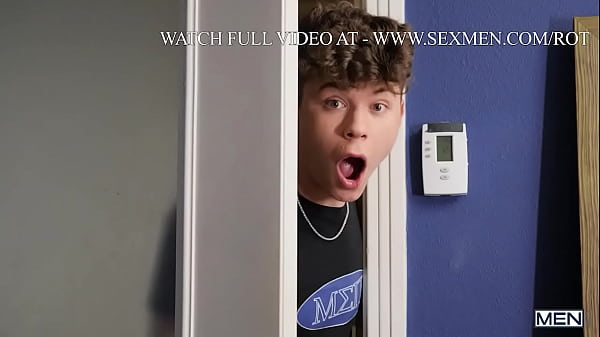 Play MP4 - Horny Frat Bros Part 1&sol; MEN &sol; Damian Night&comma; Drake Von  &sol; stream full at  www&period;sexmen&period;com&sol;rot