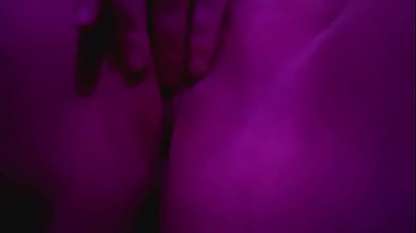 Дрочу киску