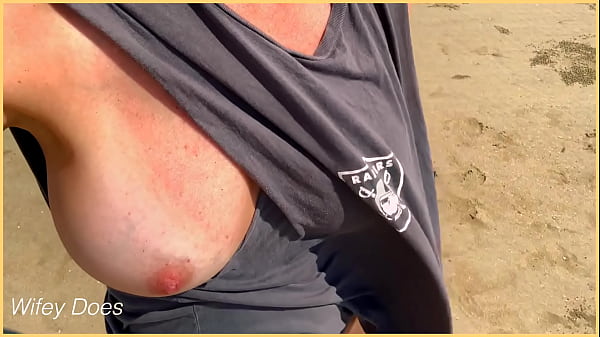 Milf dared to flash public sideboob