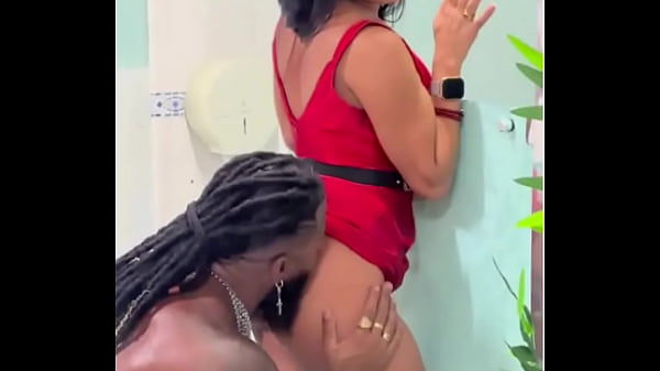 Play MP4 - Boa noite&period; Sabadou por ai&quest; Por aqui o CORNO ir&aacute; ficar feliz&excl;&excl;&excl;