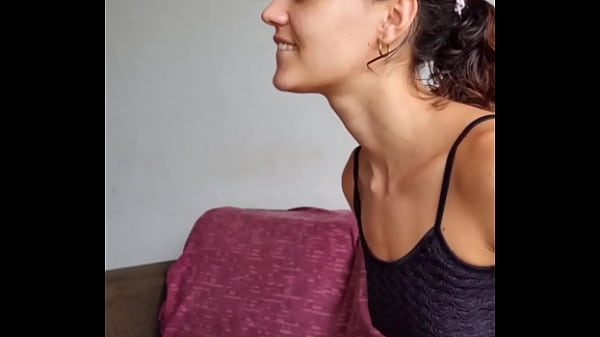 Nonton Argentine Sucks A Big Cock Like A Pro thumbnail