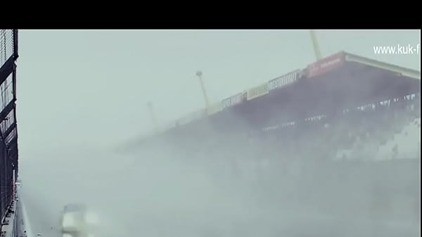 Nonton Nurburgring 24 Hour Race Cropped thumbnail