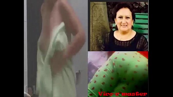 Espiandoa mi tía duchándose my step aunt taking a shower minha tia tomando banho