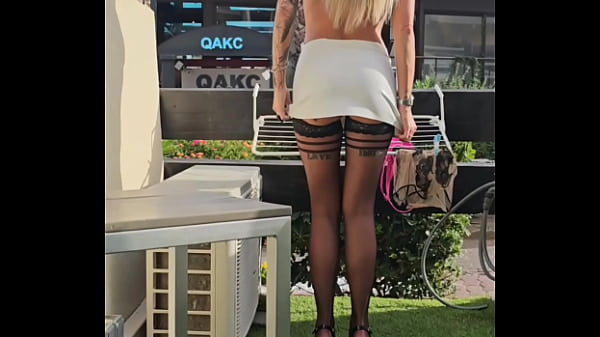Tu veut ma culotte fait ta demande en contenu priv&eacute; c'est ouvert &agrave; tous