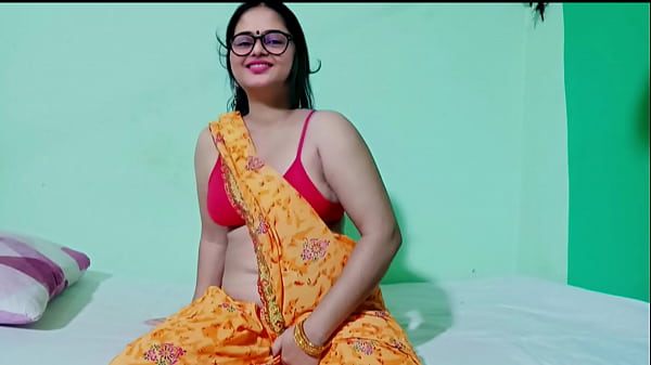 Play MP4 - देवर ने भाभी को चूत खुजलाते हुए देखा तो पकड़ कर उसकी चुदाई कर दी