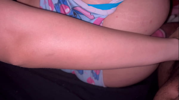 Play MP4 - Metendo o ferro na novinha de ladinho at&eacute; encher ela de porra