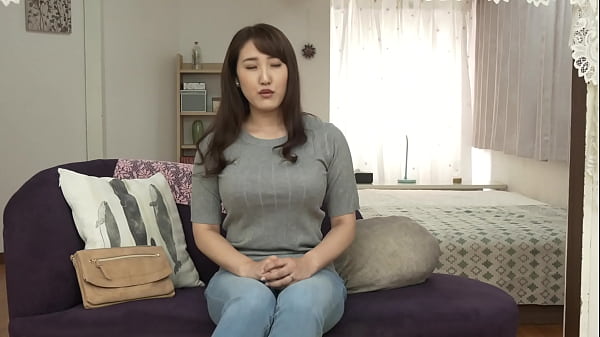 Play MP4 - 初撮り人妻ドキュメント　逢坂瞳