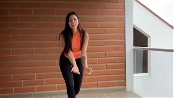 BAILE HOT BEBES