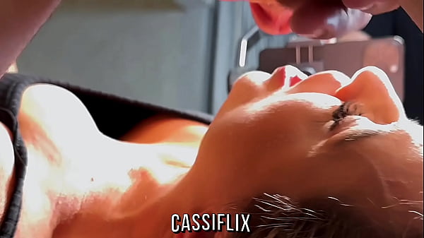 Essabruxinha safadajogou seu feitiço e recebeu pau duro na sua bunda atégozar gostoso Assista completo_no cassiflix