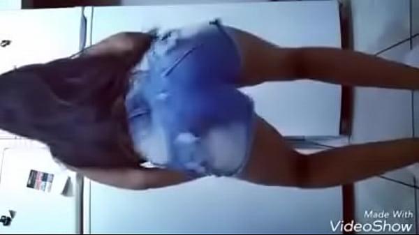 Nonton Veronica Gostosa Dan&ccedil;ando Funk thumbnail