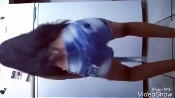 Veronica gostosa dan&ccedil;ando funk 