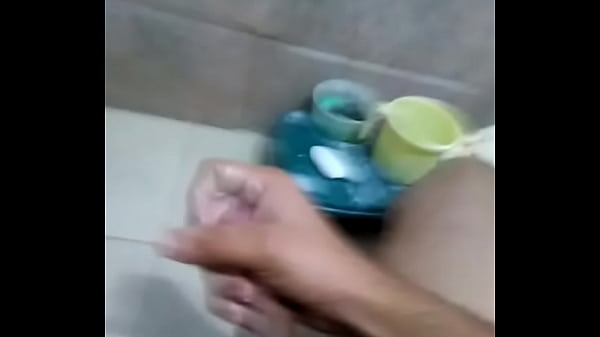 Nonton Woke Up With A Hard Cock Today Rushed To The Bathroom... thumbnail