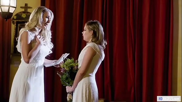 Strange lesbian relationship_Katie Morgan andCoco Lovelock