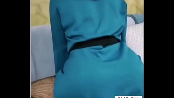 Nonton You Have To See The Most Beautiful C Y-haired Brunette In Action thumbnail