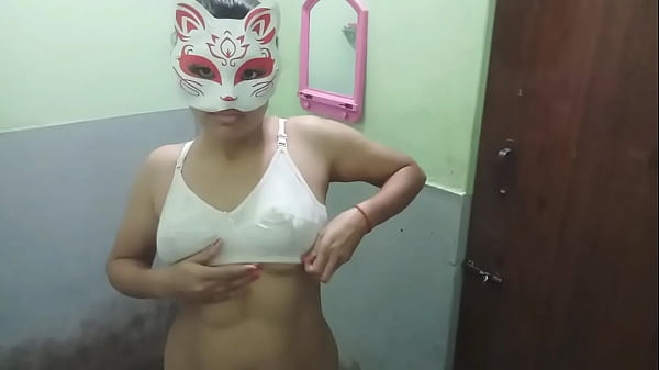 Boobs Massage In Shower Time thumbnail