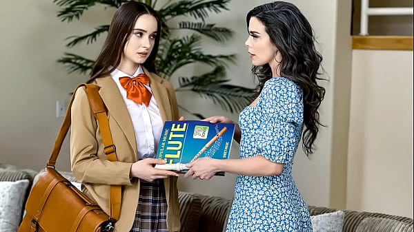 Little Cutie Can t_Resist Her Mature Music_Teacher_s Advances